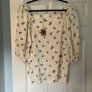 Balloon sleeve flowy summer/fall top